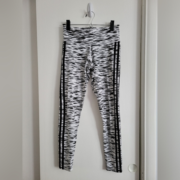 Adidas Zebra Print Leggings - Picture 5 of 6